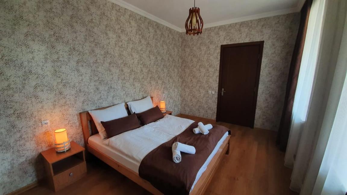 Guest House Sandro Степанцмінда Екстер'єр фото
